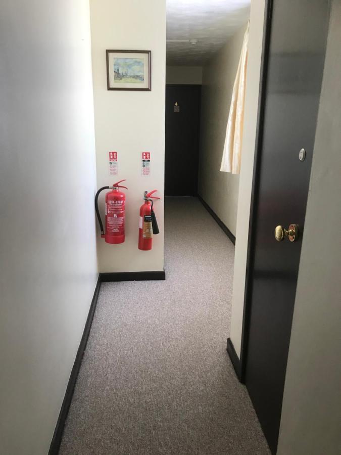 Dolphin Hotel Public House 韦茅斯 外观 照片