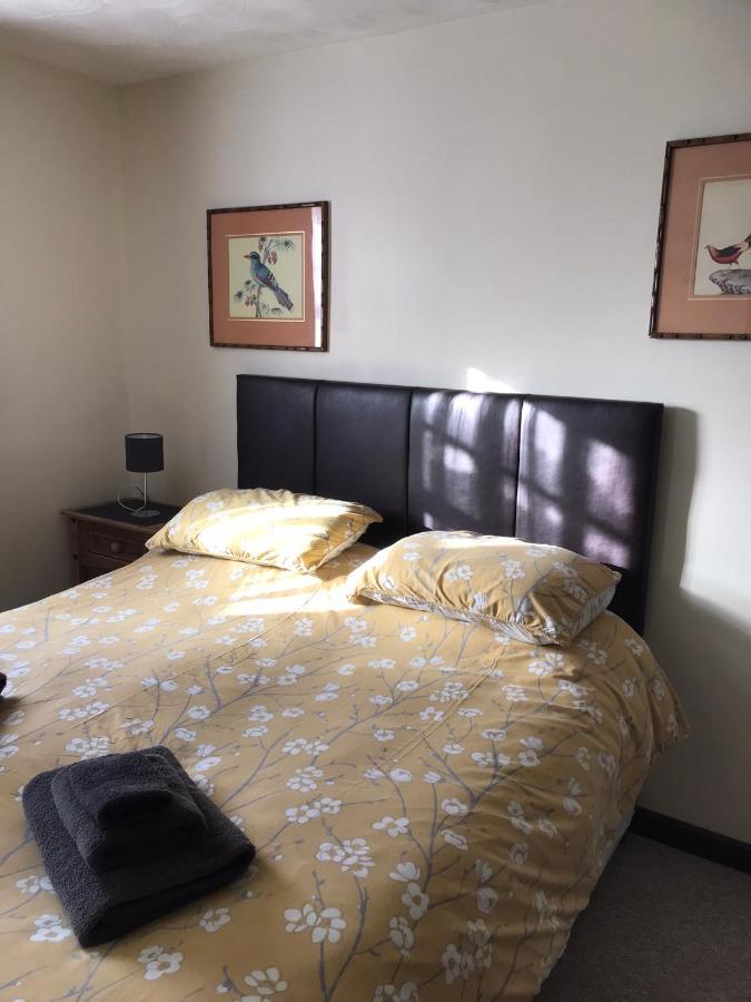 Dolphin Hotel Public House 韦茅斯 外观 照片